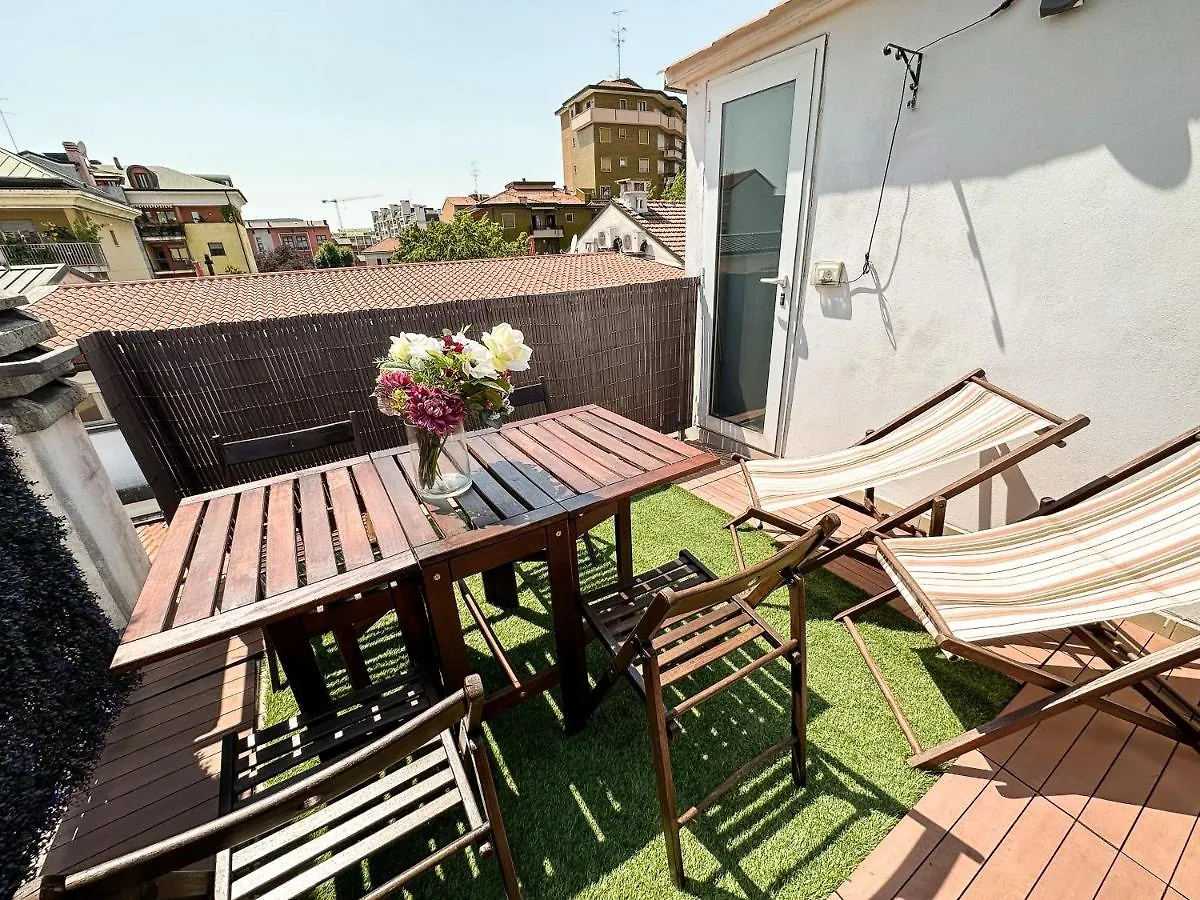 Easy Central Loft, Porta Romana - Fondazione Prada Mailand Apartment