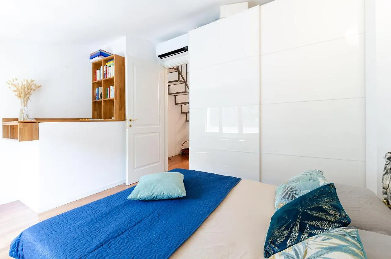 Apartment Easy Central Loft, Porta Romana - Fondazione Prada Mailand
